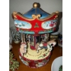 Image 2 : Christmas Themed Ornaments Decor & More 10T