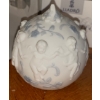 Image 3 : Lladro Porcelain 2004 Christmas Ornament w/ Bow 4T