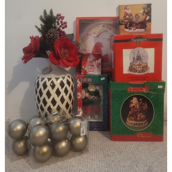 Christmas Vase & Assortment of Holiday Decor