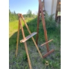 Image 1 : Easels