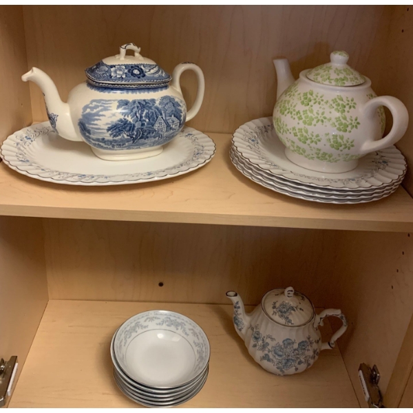 Snow Regency Iron Stone Farvel Portugal Sadler Summerset Teapots & Dishes