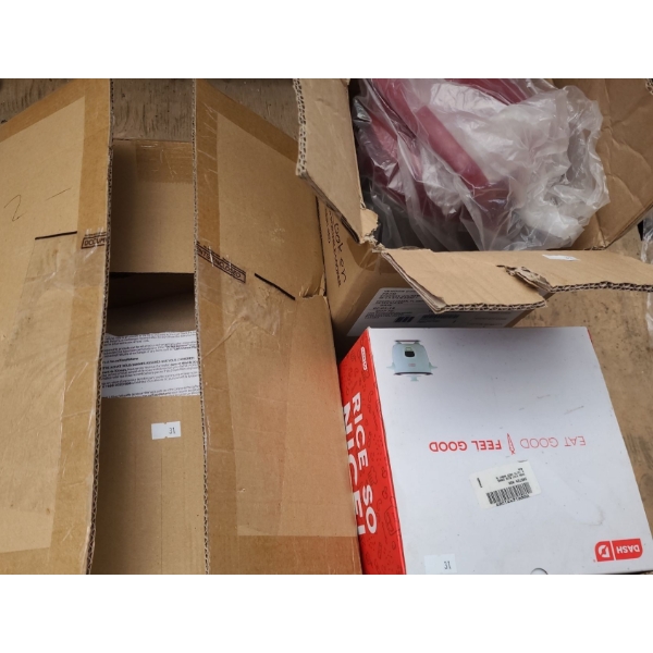 Dash 2 Cup Rice Cooker, Wolfgang Puck 1.5 Cup Portable Cooker, Two Square Frying Pans (New in Boxes)