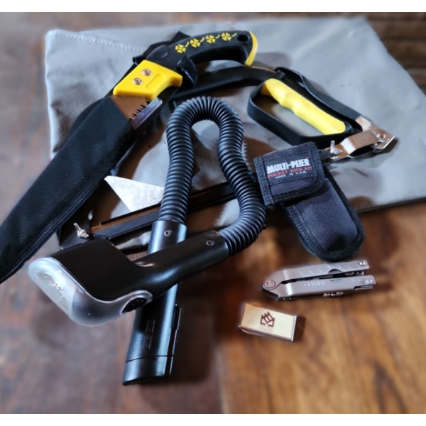 - Hand Saws, Gerber Multi-Tool, Pocket Tool, Work Shop Flexible Arm Light