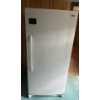 Image 1 : Clean White Fridge, 32W, 29D, 72T 