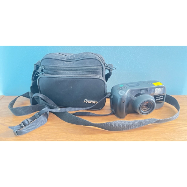 Pentax Zoom90-WR With Multi Function Zoom/ Lens