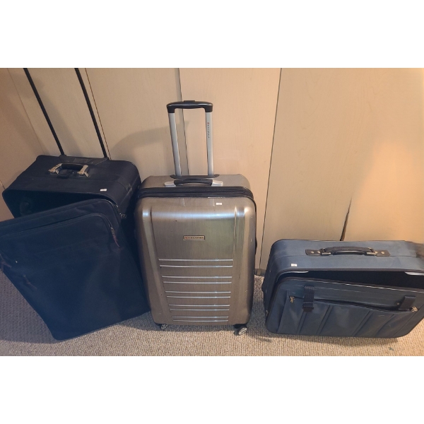 Suitcases Including: Silver Air Canada 18 W, 10 D, 29 T, Blue Samsonite 23 W, 8 D, 17 T