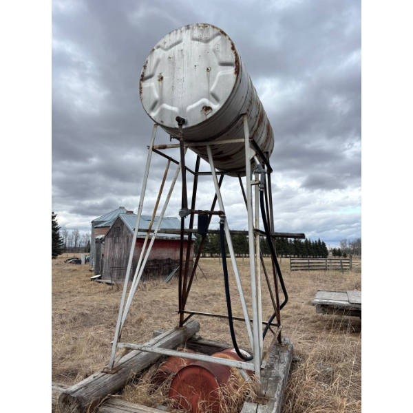  fuel tank with dieted diesel with hose and stand
