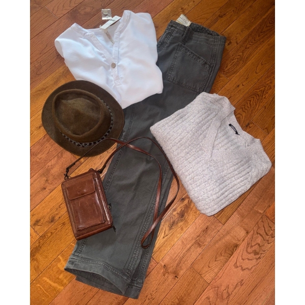 Ladies Casualware - Cargo Pants Ribbed Tunic New Button Down Tee Fur Fedora & more
