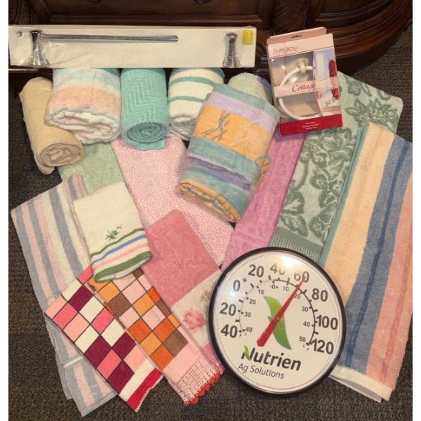 Mid Century Bath Collection - NEW Bathroom Fixtures & Linens