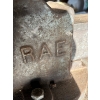 Image 2 : RAE Number #6 solid steel vice
