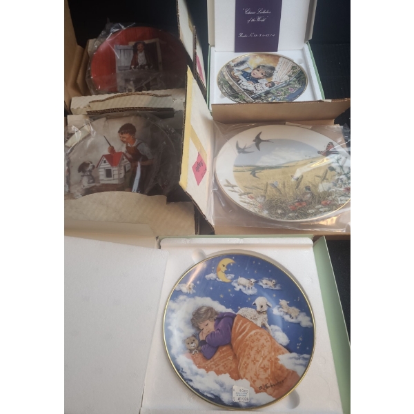 Collection of Plates Including: "Au Clair de la Lune"