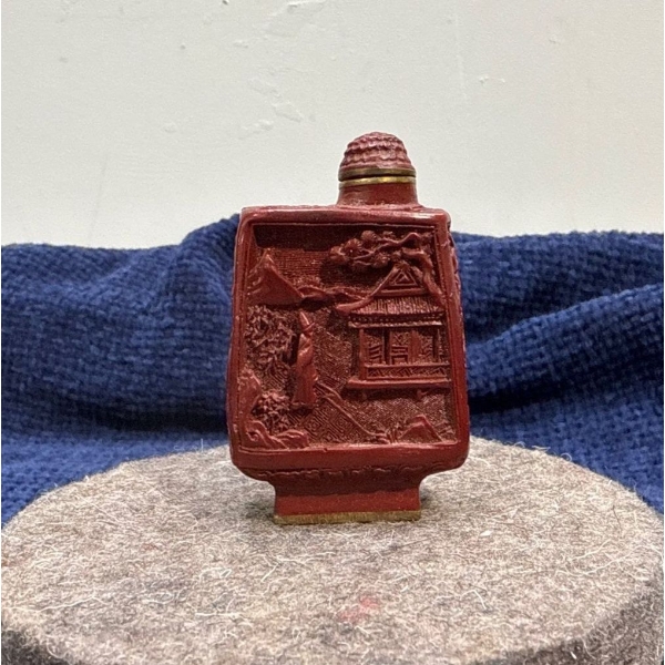 Red Square Carved Snuff Bottle with Spoon 3H
