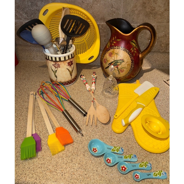 Kitchen Collection - Colander Spatulas Wisks & More