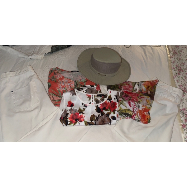 White Slacks w/ Floral Print Tops & New Sun Hat - Ladies Size L