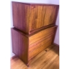 Image 5 : Mid-Century Modern Solid Wood Chest of Drawers with Upper Cabinet