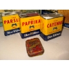 Image 2 : Vintage Kitchen Collectibles & Tins