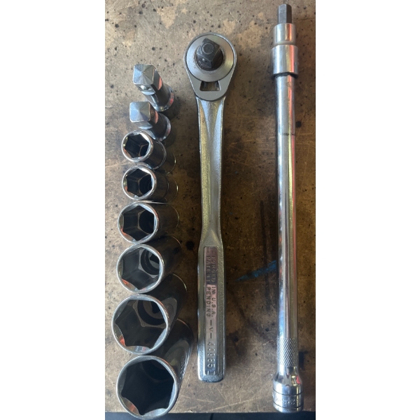 Westward 1/2" Drive Ratchet Socket Set 