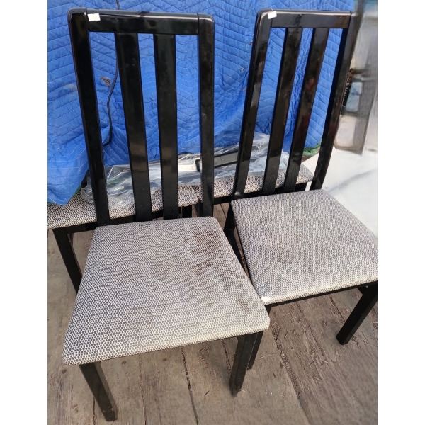 Four Dining Chairs w/ Black Finish and Upholstered Seat 19 W, 19 D, 40 T