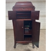 Image 2 : 1913 Victor Record Player with Cabinets and Detachable Handle (Works) 19Wx22.5Dx42H