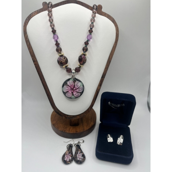 Manufactured By Montana Silversmiths Featuring A Modern Design With Crystal Accents In a Polished Si