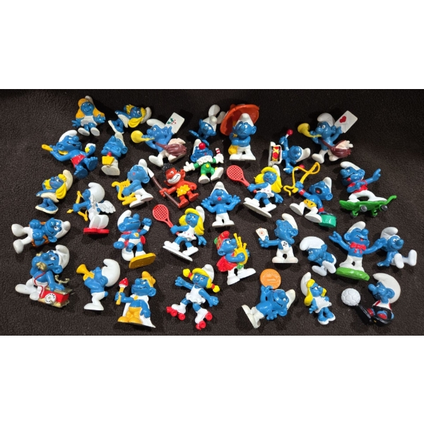 Vintage Smurf Collection Mostly All Different (A Few Duplicates)