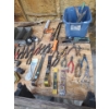 Image 4 : Pipe Threaders Pipe Cutters & Assorted Hand Tools 