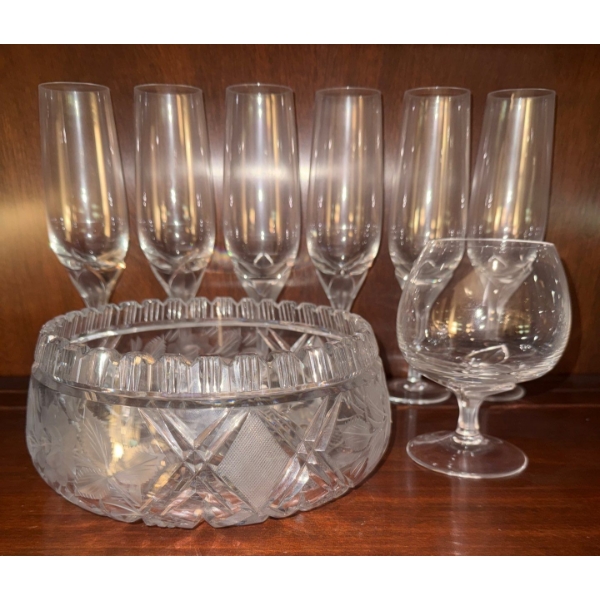 Stunning Waterford Crystal Champaign Flutes, Snifter & Large Crystal High Class Serving Bowl 