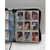 Image 3 : Binder of O-Pee-Chee 91-92 Hockey Cards
