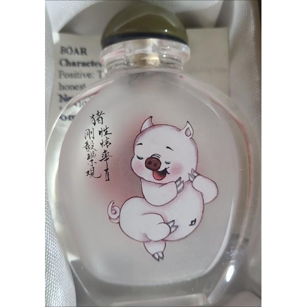 Wang Xisan Ji School Reverse Painting of a Boar Snuff Bottle