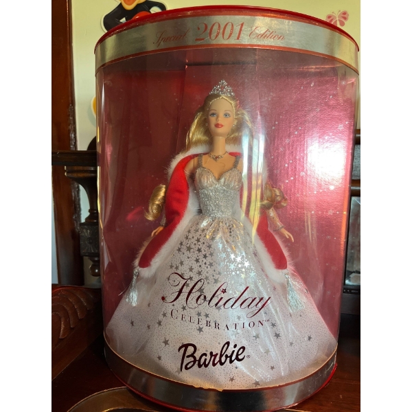  2001 holiday celebration Barbie special edition new in box