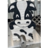 Image 3 : Outdoor Items Lot Featuring Storage Bin, Planter, and Decor