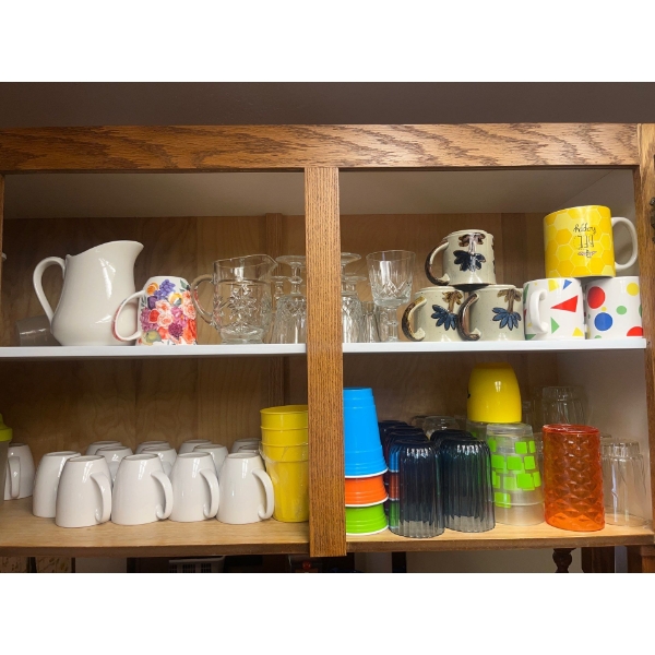 Large Collection Of Coffee Cups/Glasses. Pottery, Ceramic & Glass. Some Corelle
