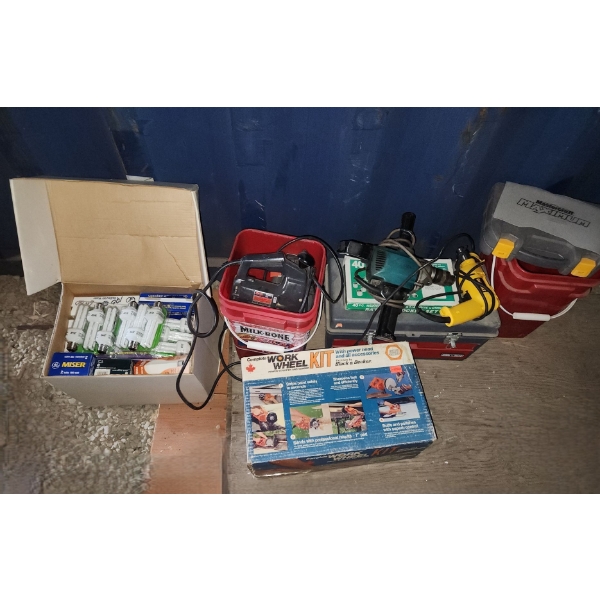 Bulbs, Skil 499 Jigsaw, B&D 7968-04 Planer, Makita and Dewalt DW-100 Drills, B&D Work Wheel, Tools