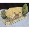 Image 3 : Hand Carving 'Tythe Barn' Miniature  By David Winter 