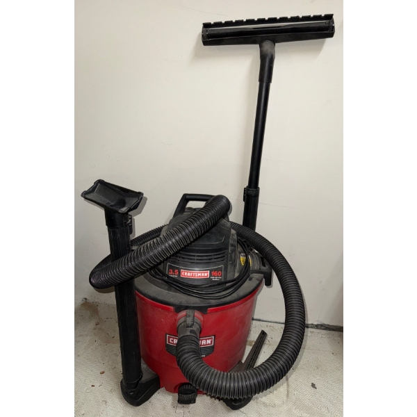 Craftsman 34 Litres Shop Vac Vacuum w/ Attachments & Hose 
