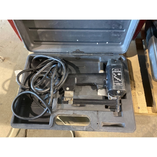 Crain #615 Pro Stapler (Type B) with Carrying Case, Tested Working Condition