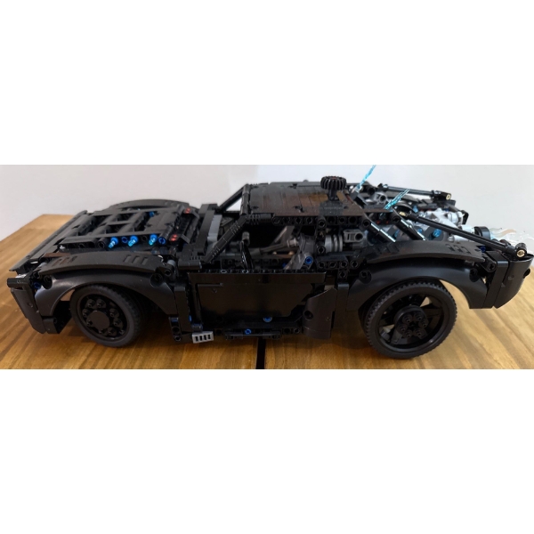 LEGO Technic The Batman Batmobile (set42127) 1360 pieces