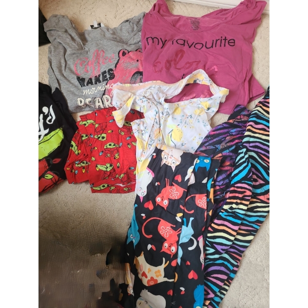Lounge Wear (Plus Sizes)- Big Bag Full/ Photos Show Some Items 