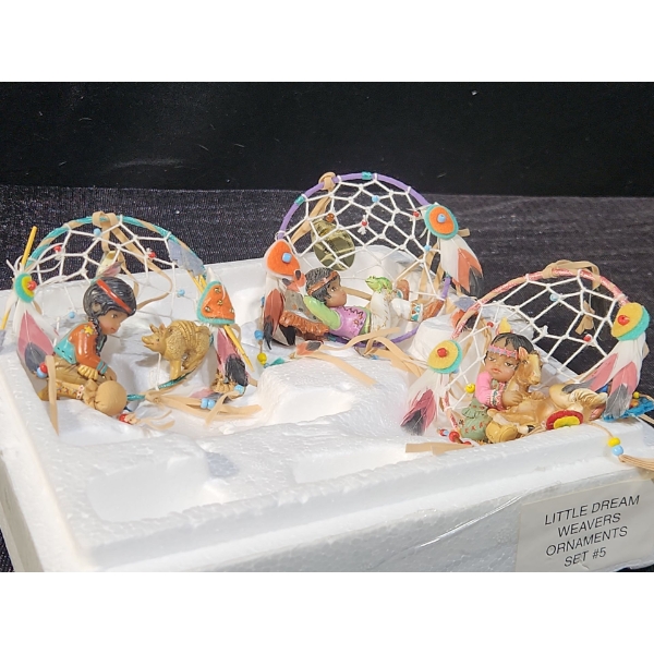 The Ashton Drakes Gallery Little Dream Weavers Ornament Set #5