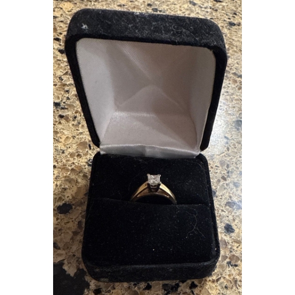 Stamped 10K Yellow Gold Diamond Solitaire Size 5 w/ Appraisal Paperwork 