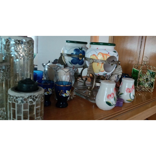 Interesting Bundle Of Home Decor & Candle Holders