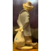 Image 3 : LLADRO Porcelain ' Playasito Contempletive' 9T
