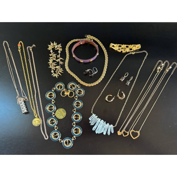 Fashion Necklaces, Bracelets, and Earrings in Mixed Materials