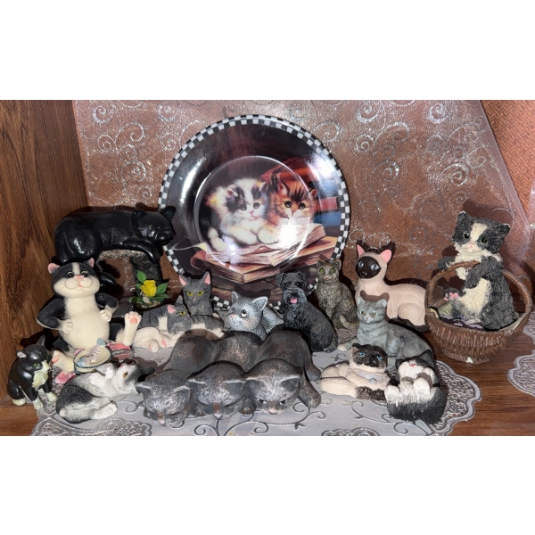 Cat Figurines and Cat Plate