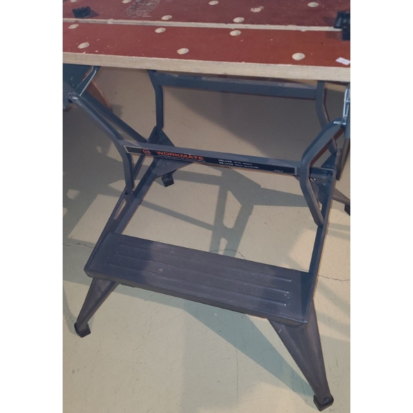 Black & Decker Workmate Deluxe 31 W, 28 D, 31.5 T Model 79-005-04