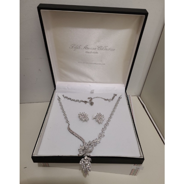 Fifth Avenue Collection Necklace and Earrings