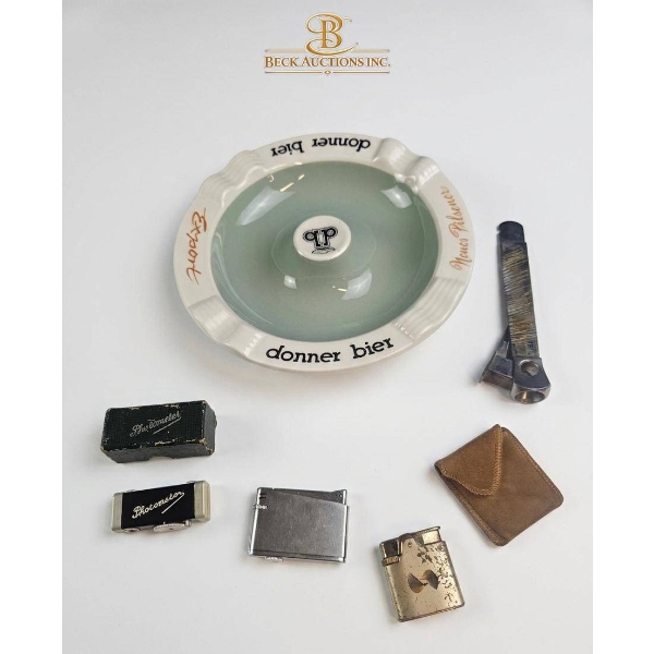 Branded Cigar Astray with Accessories, PhotoMeter Vintage Camera Flash