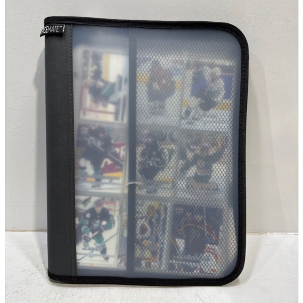 Binder of Ultra Fleer 2006 Hockey Cards