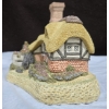 Image 5 : David Winters Cottages Collectors Guild 'Home Guard' No. 5, By David Winter 