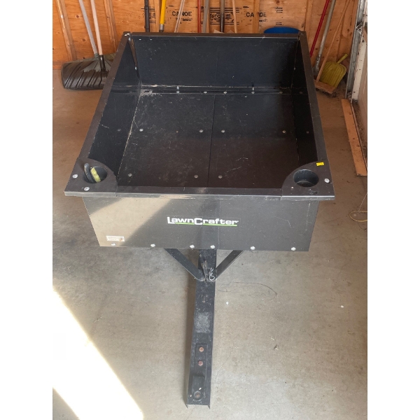 Lawn Crafter Wagon 41x33